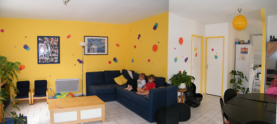 Salon avec les tâches